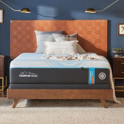 TEMPUR Luxebreeze 2.0 Firm King Mattress Ashley
