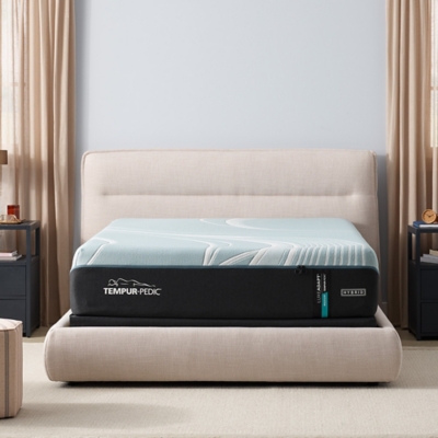 TEMPUR-LuxeAdapt® Medium Hybrid California King Mattress