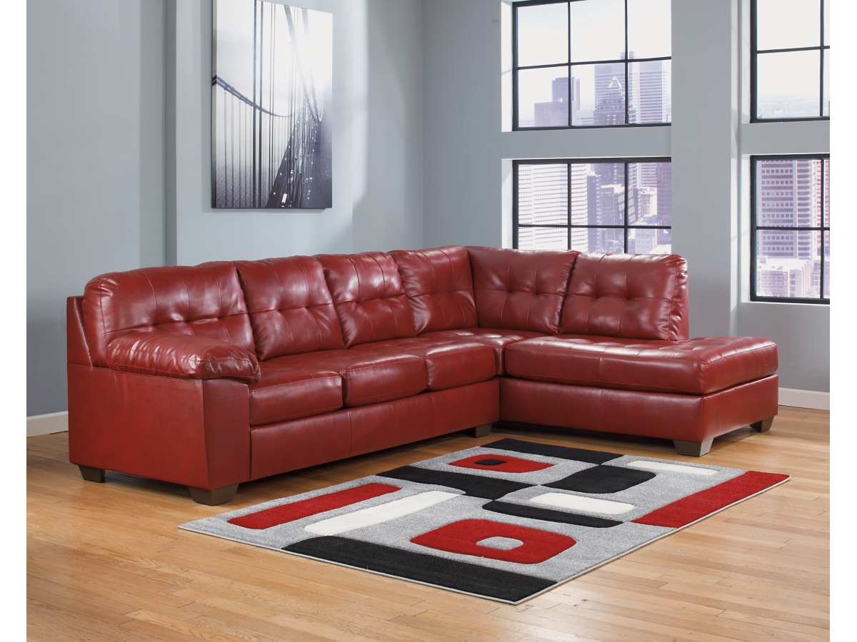 Alliston 2 Piece Sectional with Chaise Ashley