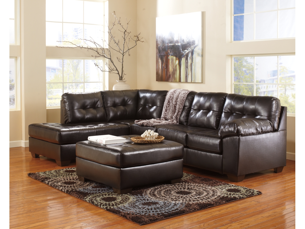 Alliston 2-Piece Sectional with Chaise | Ashley