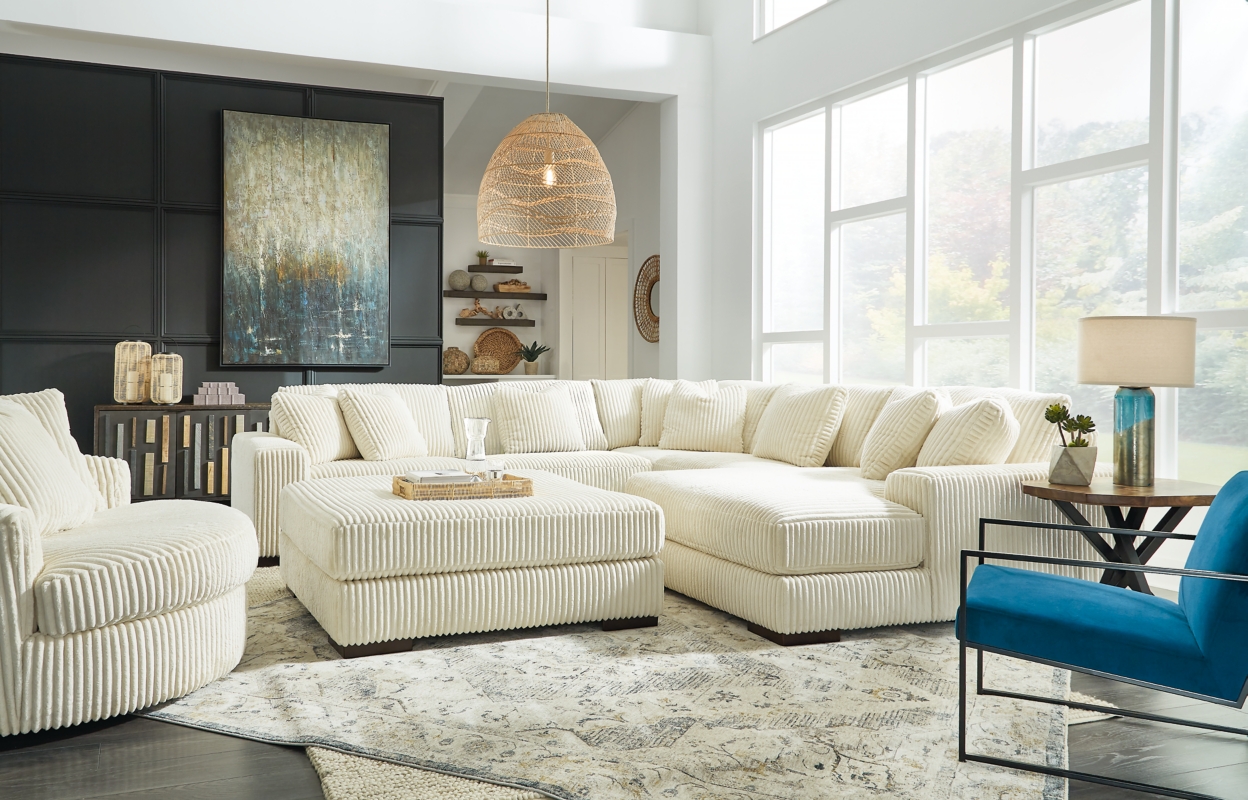 21104 Lindyn Image