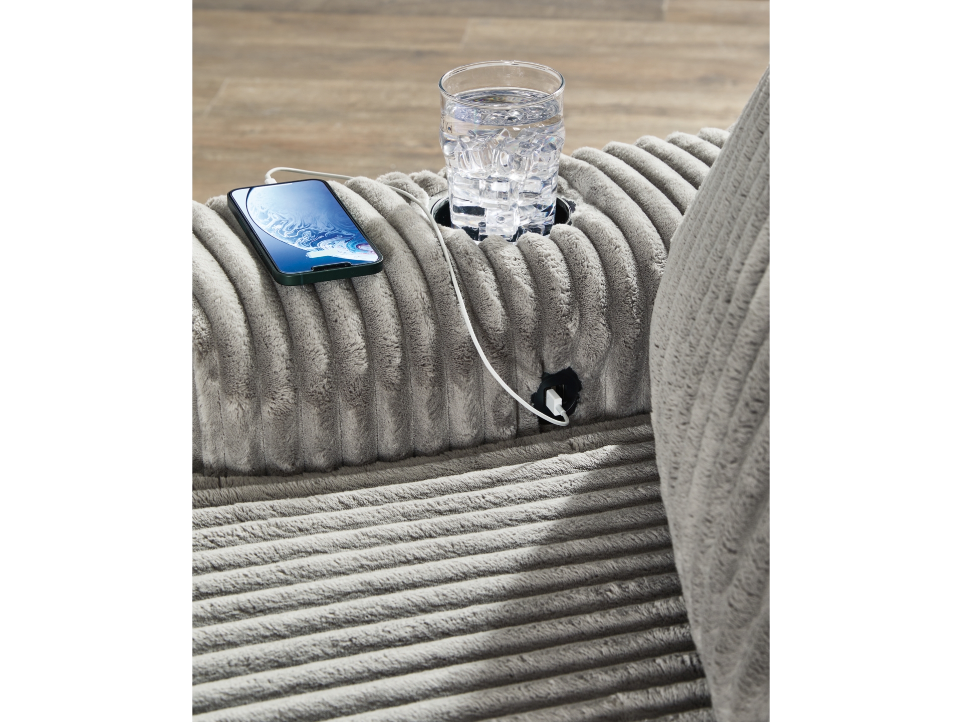 Image 3 of Lindyn 2-Piece Modular Super Chaise-mega chaise 