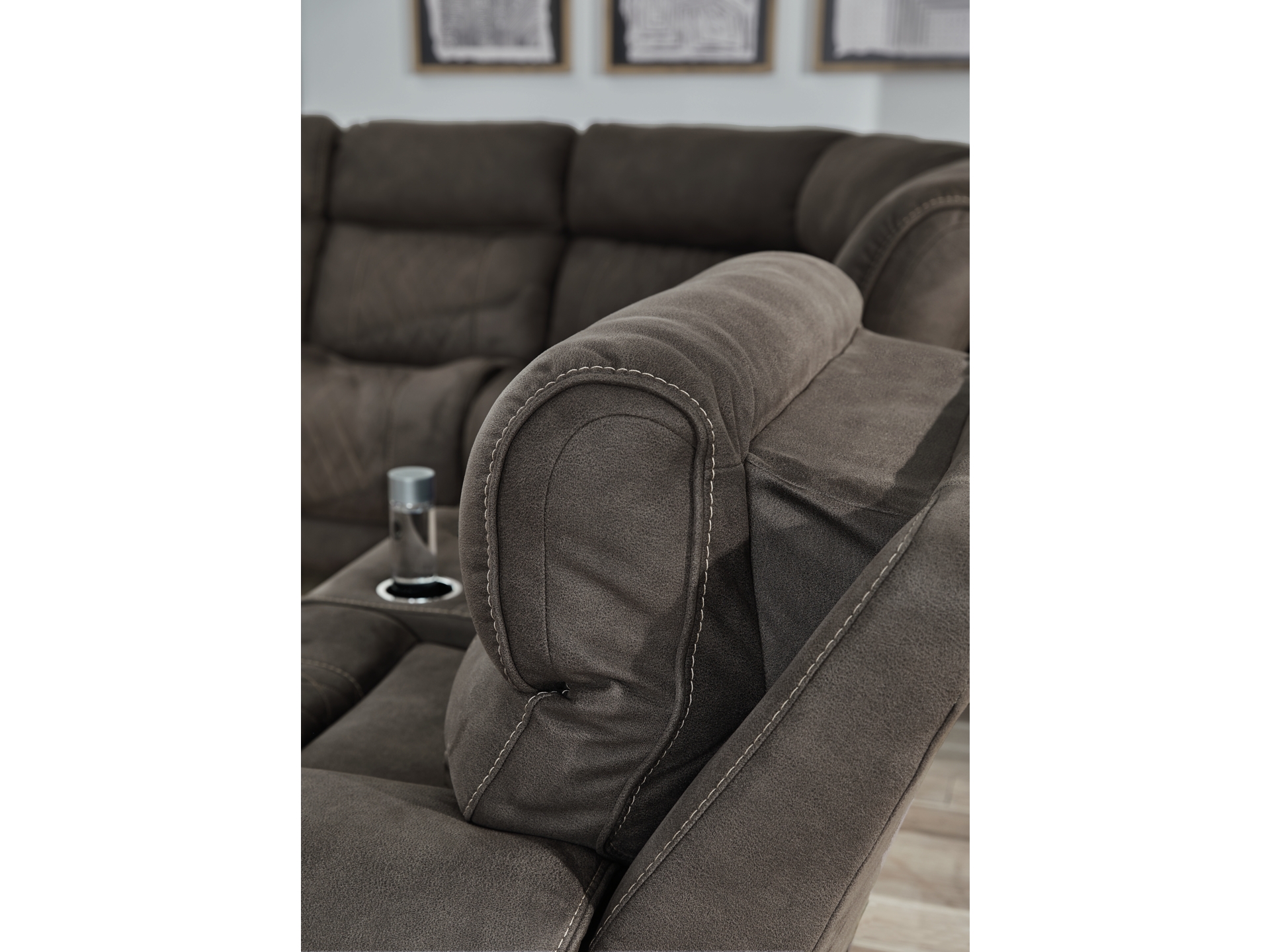 Image 4 of Hoopster 6-Piece Triple Power Reclining Sectional with Touchscreen Console