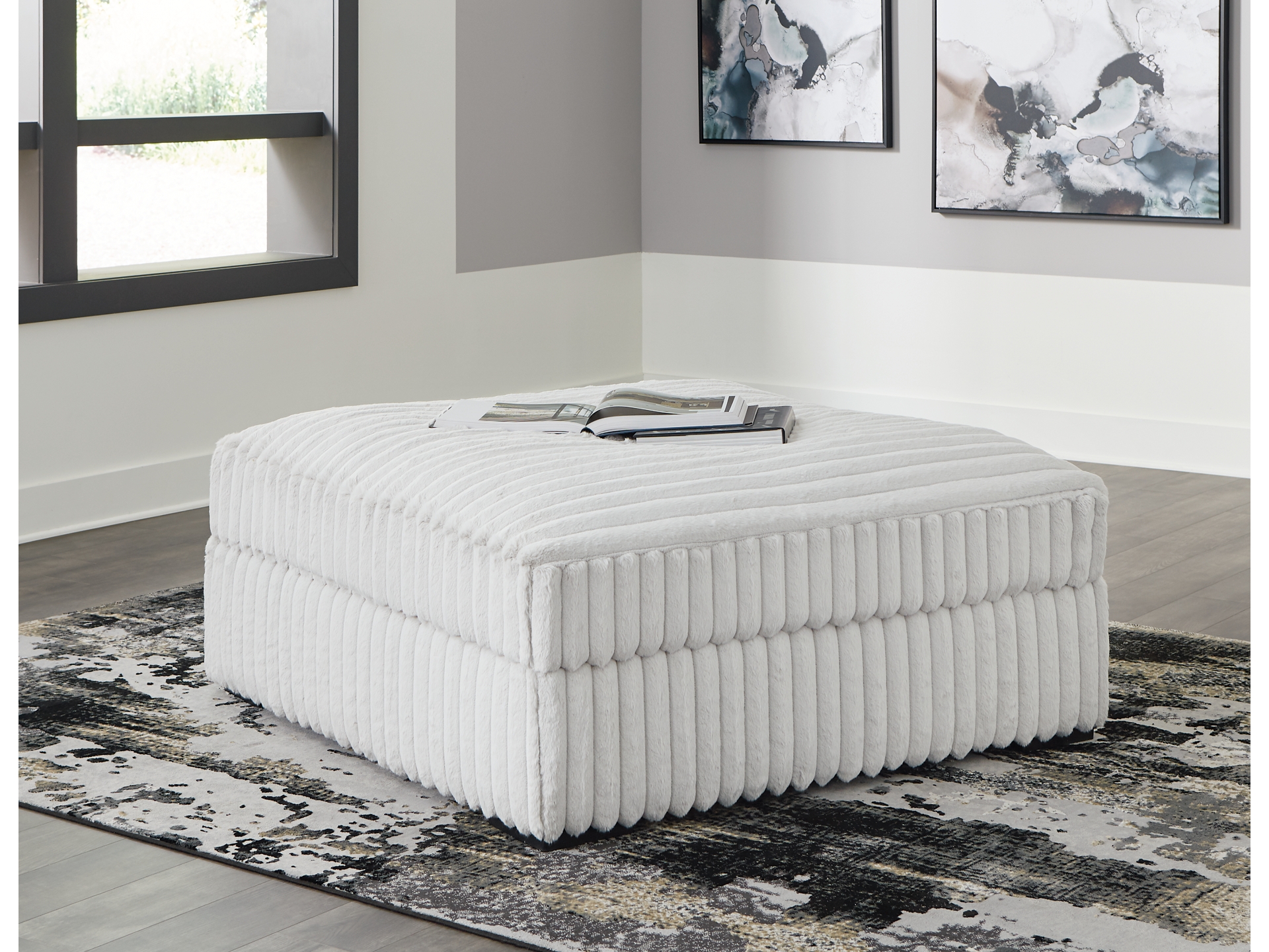 Image 4 of Stupendous  Sectional