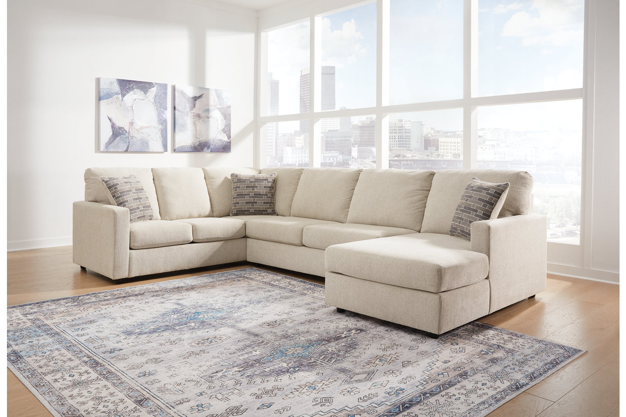 Edenfield 3 Piece Sectional With Chaise