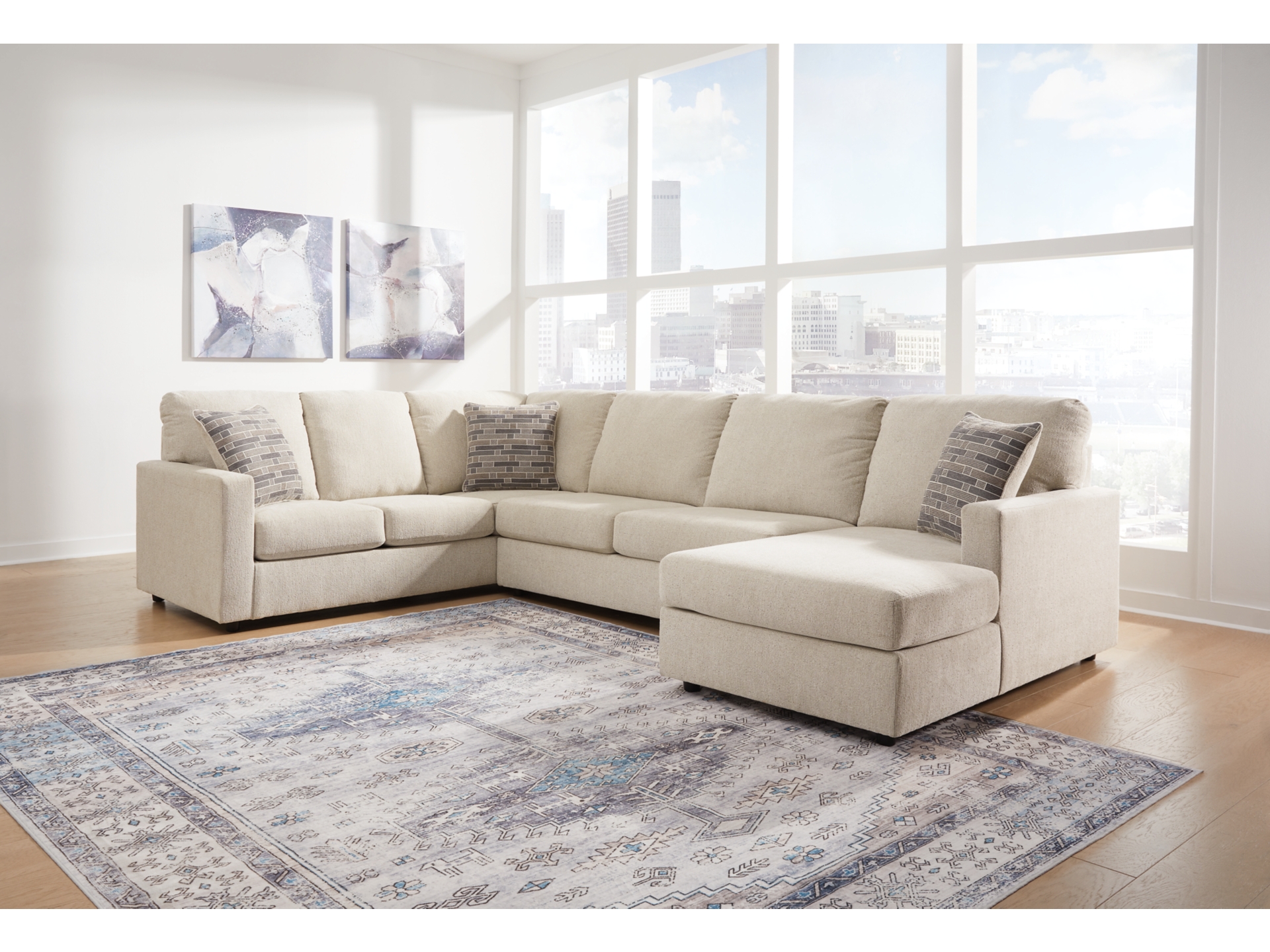 Edenfield 3-Piece Sectional with Chaise Linen 