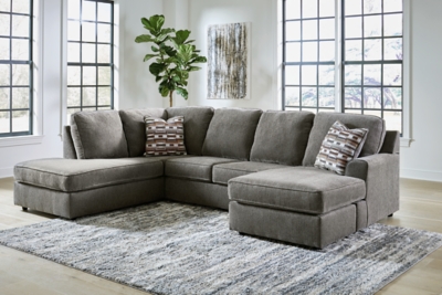 OPhannon 2-Piece Sectional with Chaise, Putty