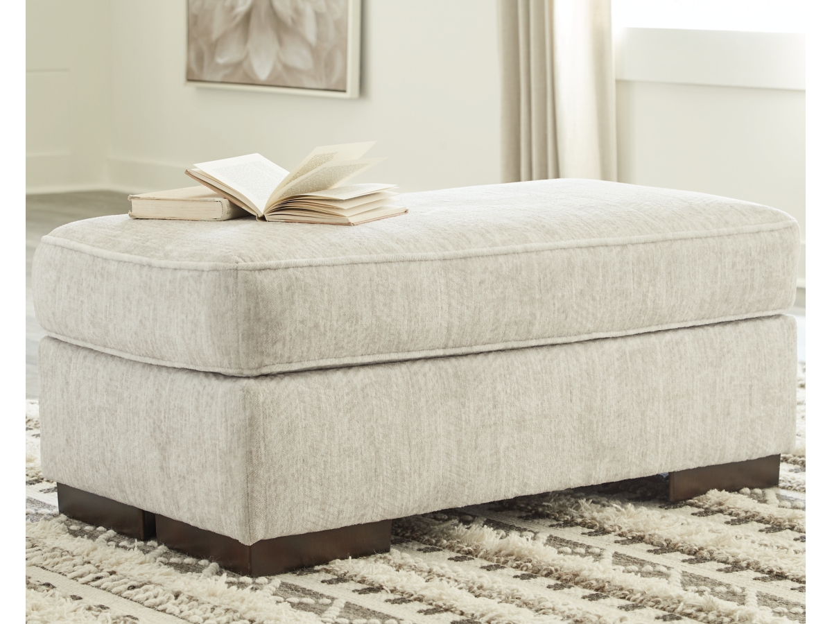 アシュレイ　オットマン Cambri Storage Ottoman | Ashley