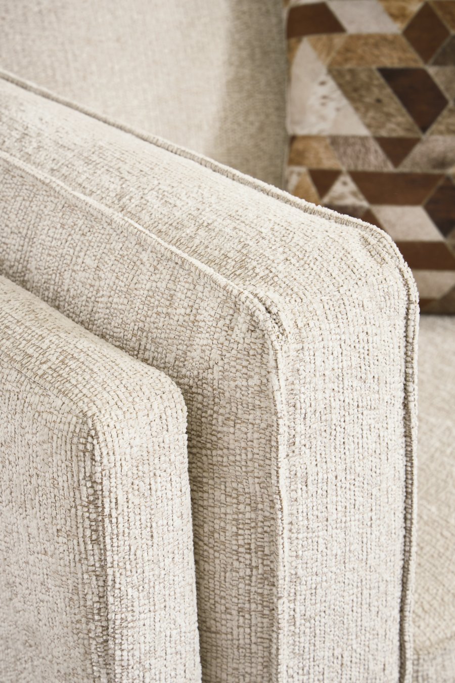 Maimz Sofa - image 8