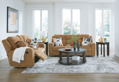 Kanlow Sofa and Loveseat image 4