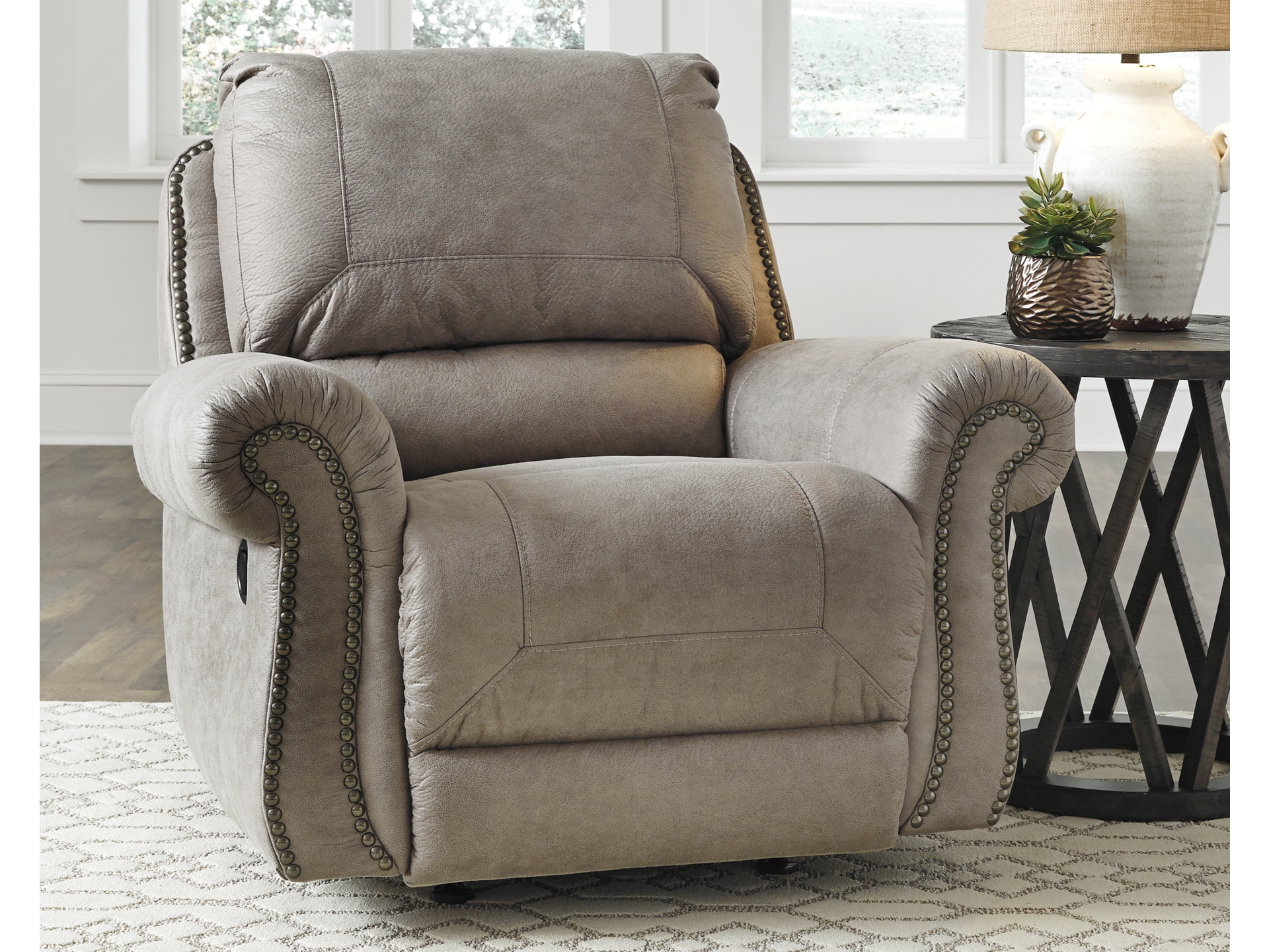 Image 5 of Olsberg Sofa, Loveseat, Chair and Ottoman