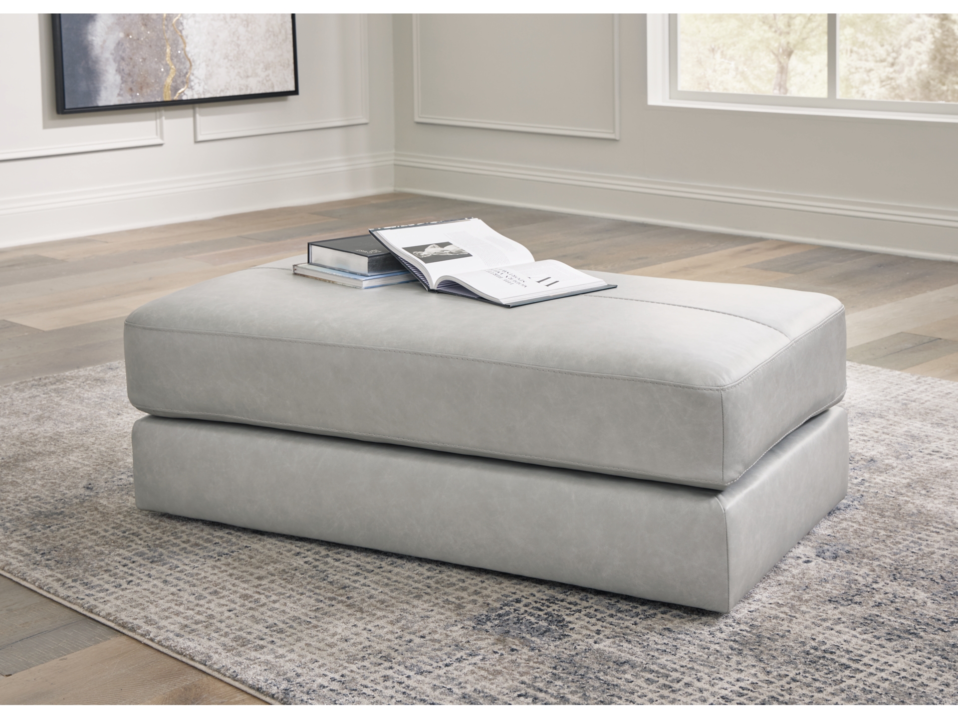 Image 3 of Amiata 2-Piece Leather Sectional with Chaise