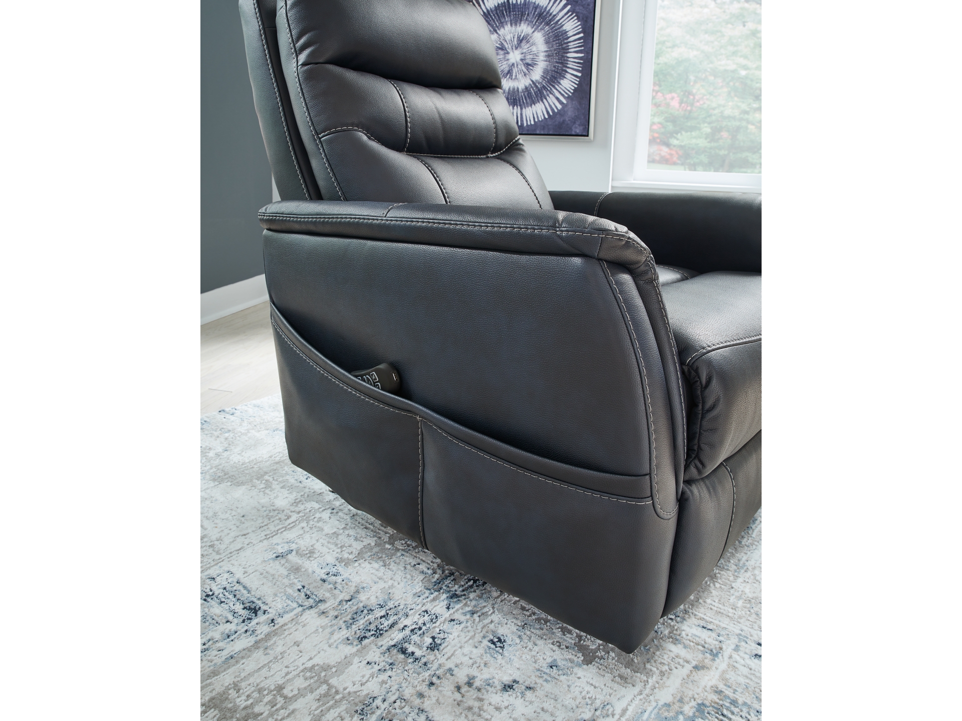 Image 4 of Strawbill Power Lift Recliner Sapphire 