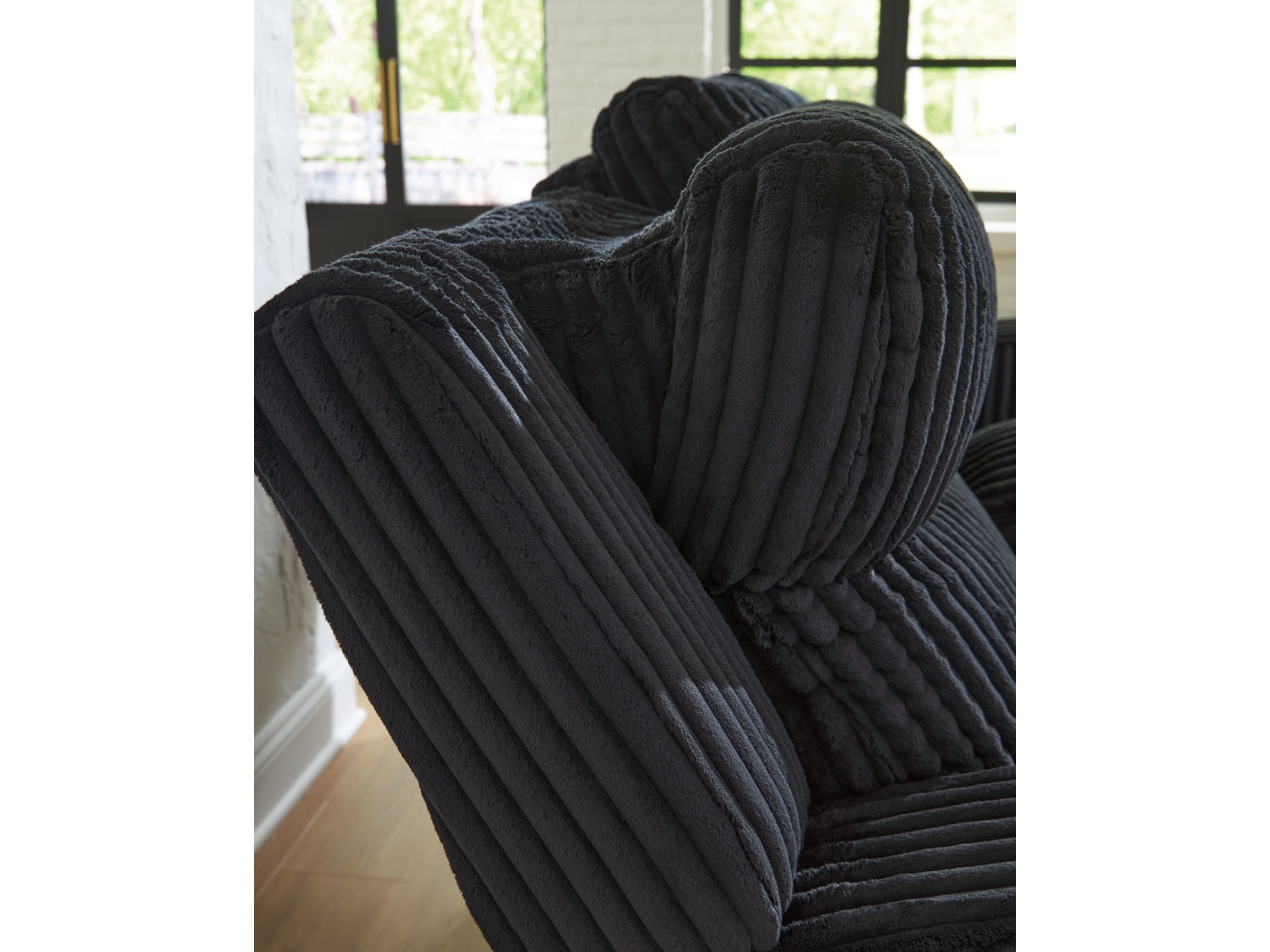 Image 3 of TwinBrooke Sofa and Loveseat chair