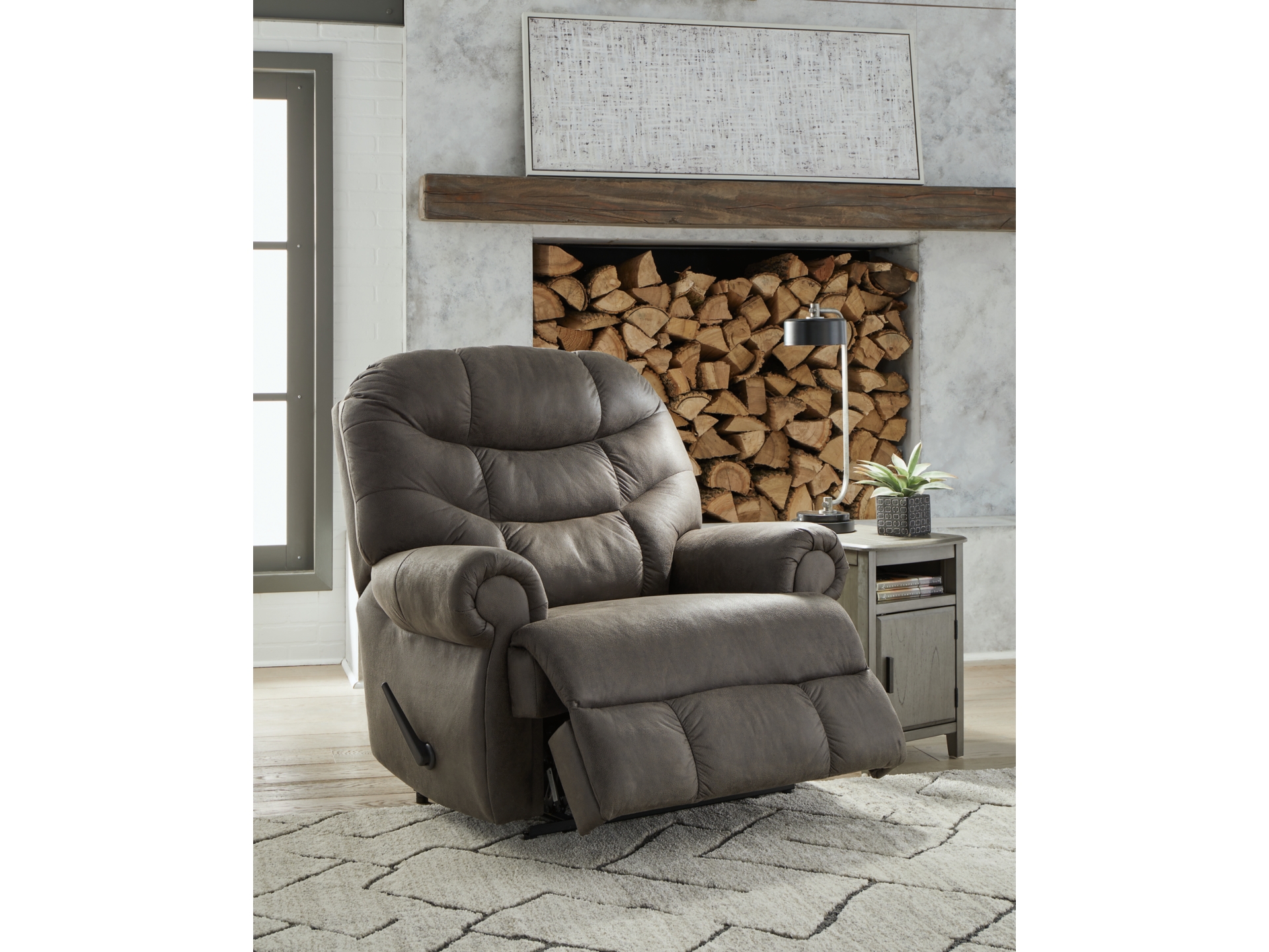 Camera Time Oversized Manual Recliner Gunmetal 