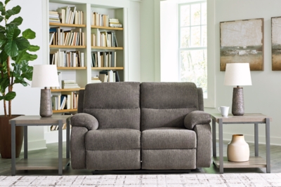 ASHLEY TREMENTON – SOFÁ RECLINABLE Y LOVESEAT DBL REC CON CONSOLA – Serra  Furniture