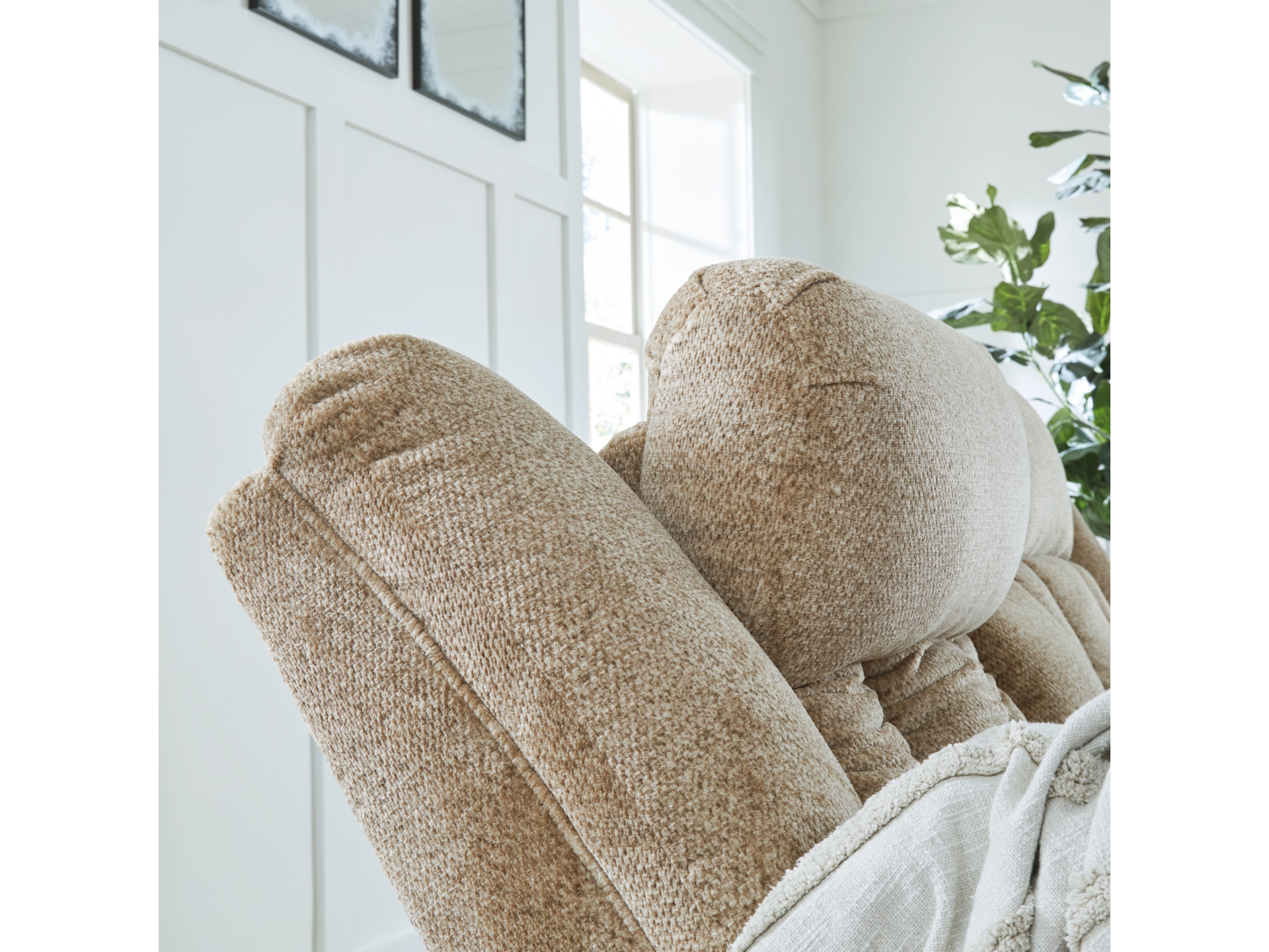 Image 2 of Tip-Off Oversized Dual Power Recliner Wheat 