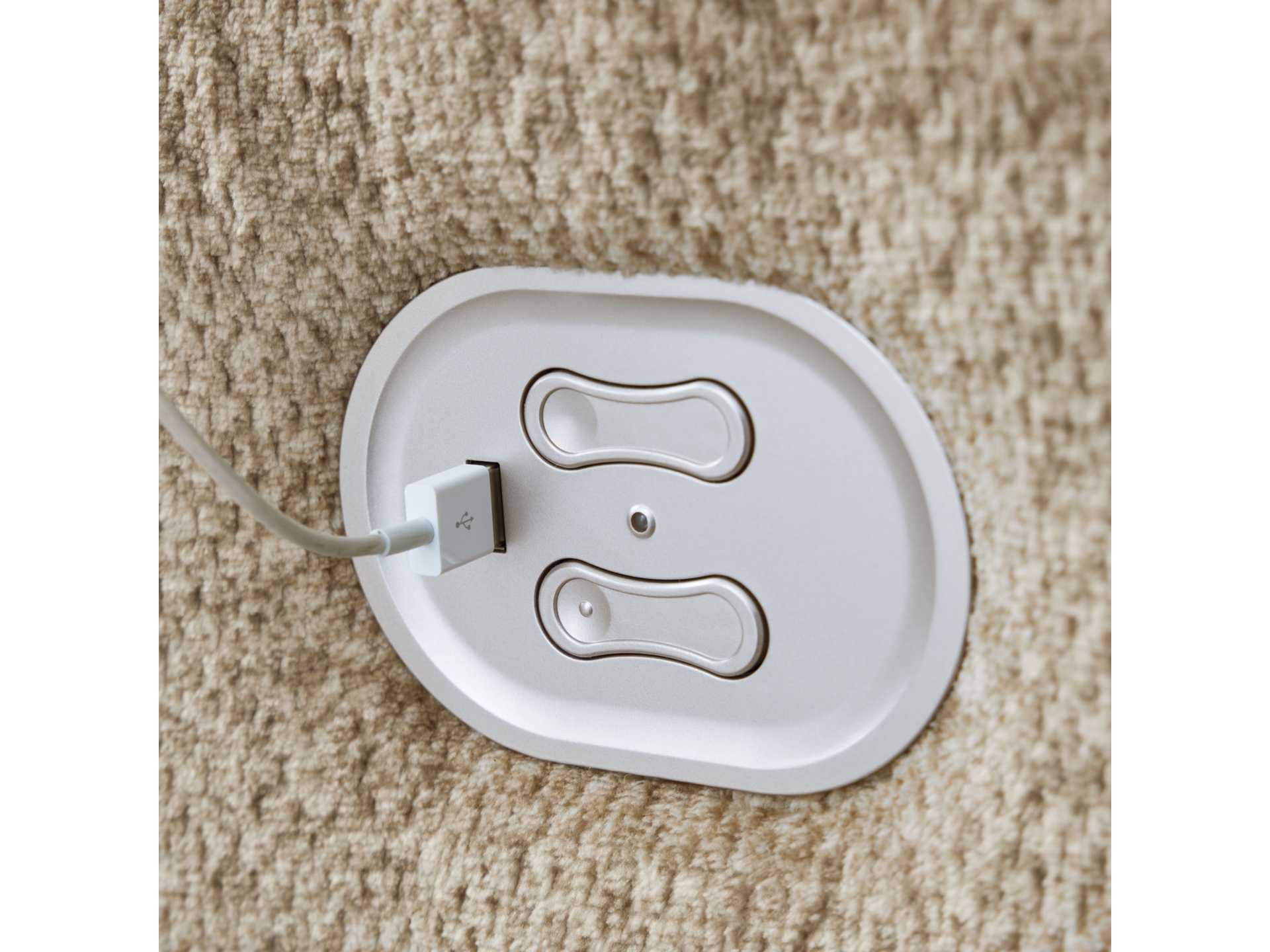Image 3 of Tip-Off Oversized Dual Power Recliner Wheat 