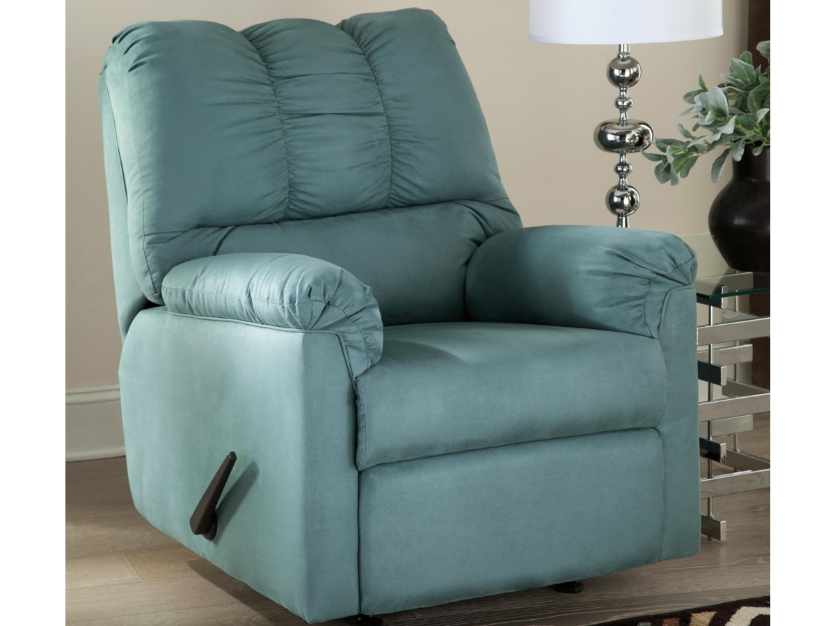 Ashley darcy recliner hotsell