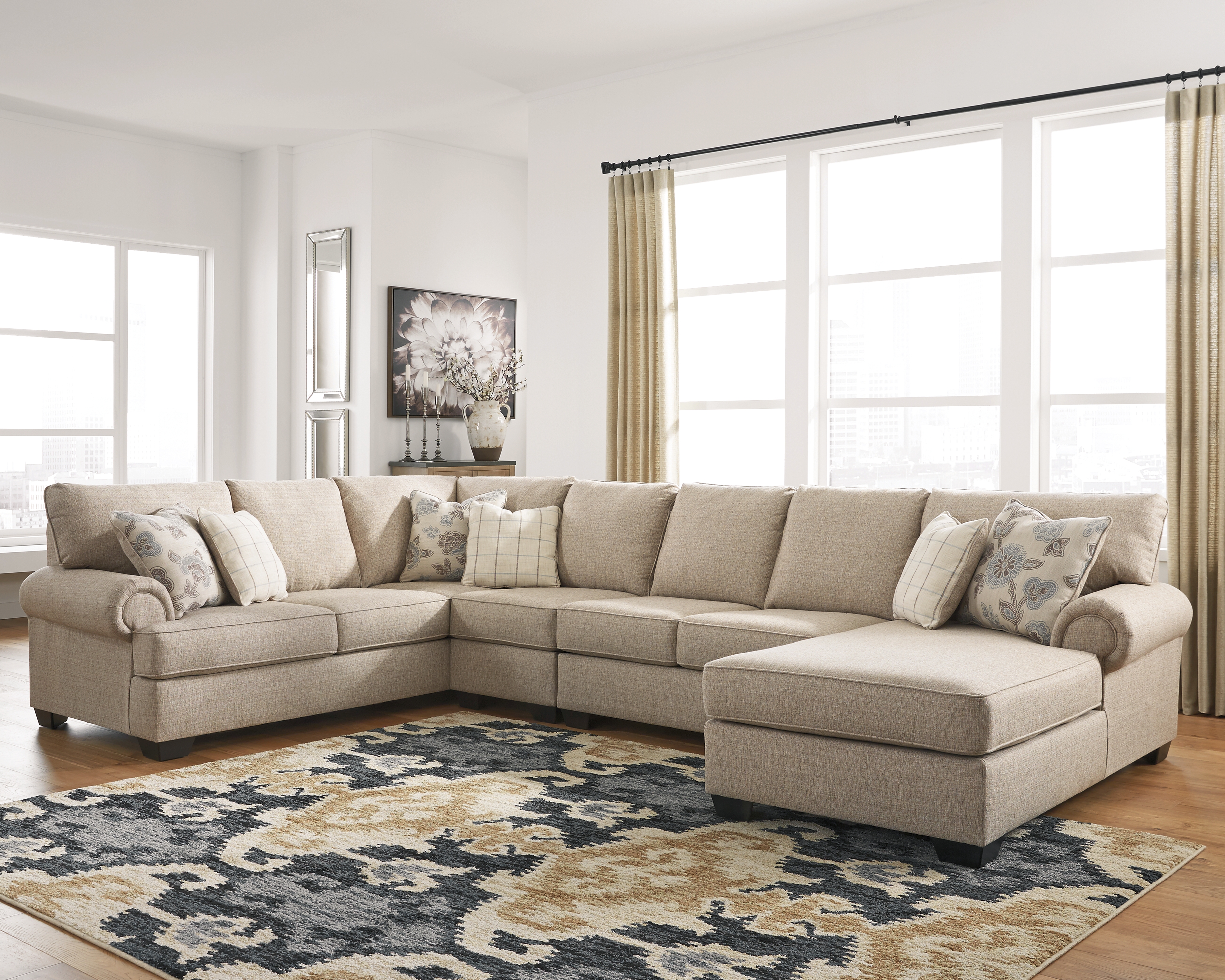 Baceno 4 Piece Sectional With Chaise