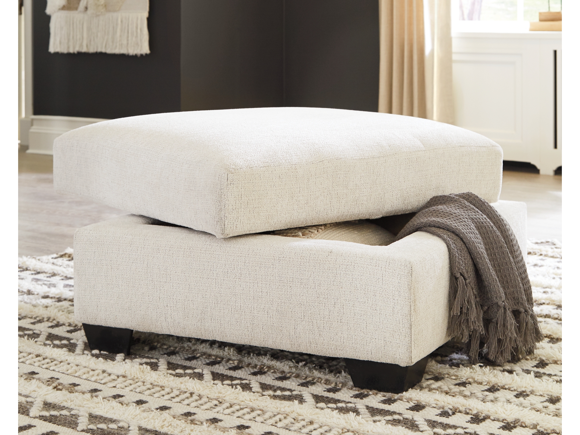 Image 1 of Cambri 2-Piece Sectional with Chaise Snow