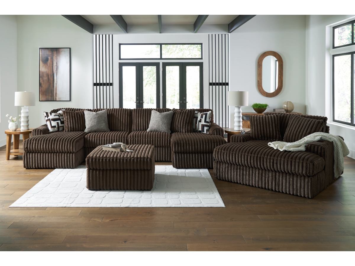 Midnight-Madness 3-Piece Sectional with Chaise | Ashley