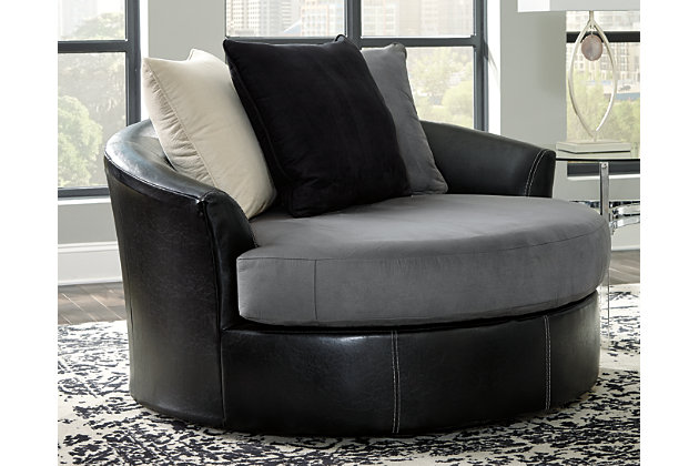 Jacurso Oversized Chair Ashley, Oversized Round Swivel Chair