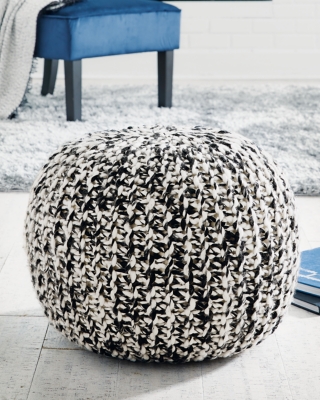 Latricia Pouf, Black/White