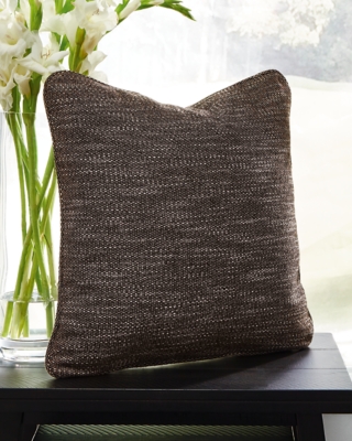 Melvyn Pillow (Set of 4)