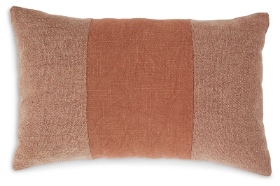 Dovinton Pillow (Set of 4)