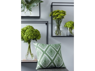 Bellvale Indoor/Outdoor Pillow