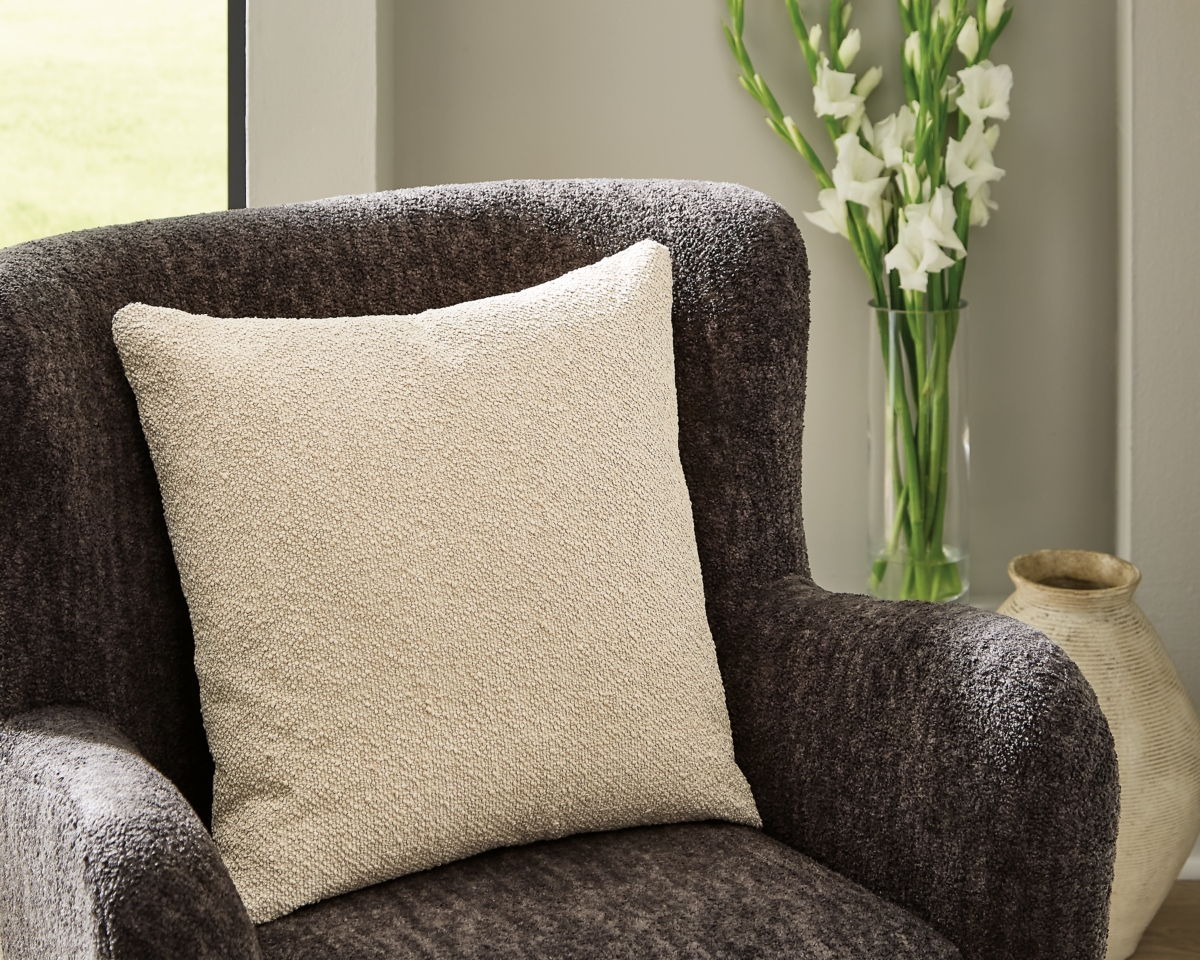 A1001135 Macsen Image