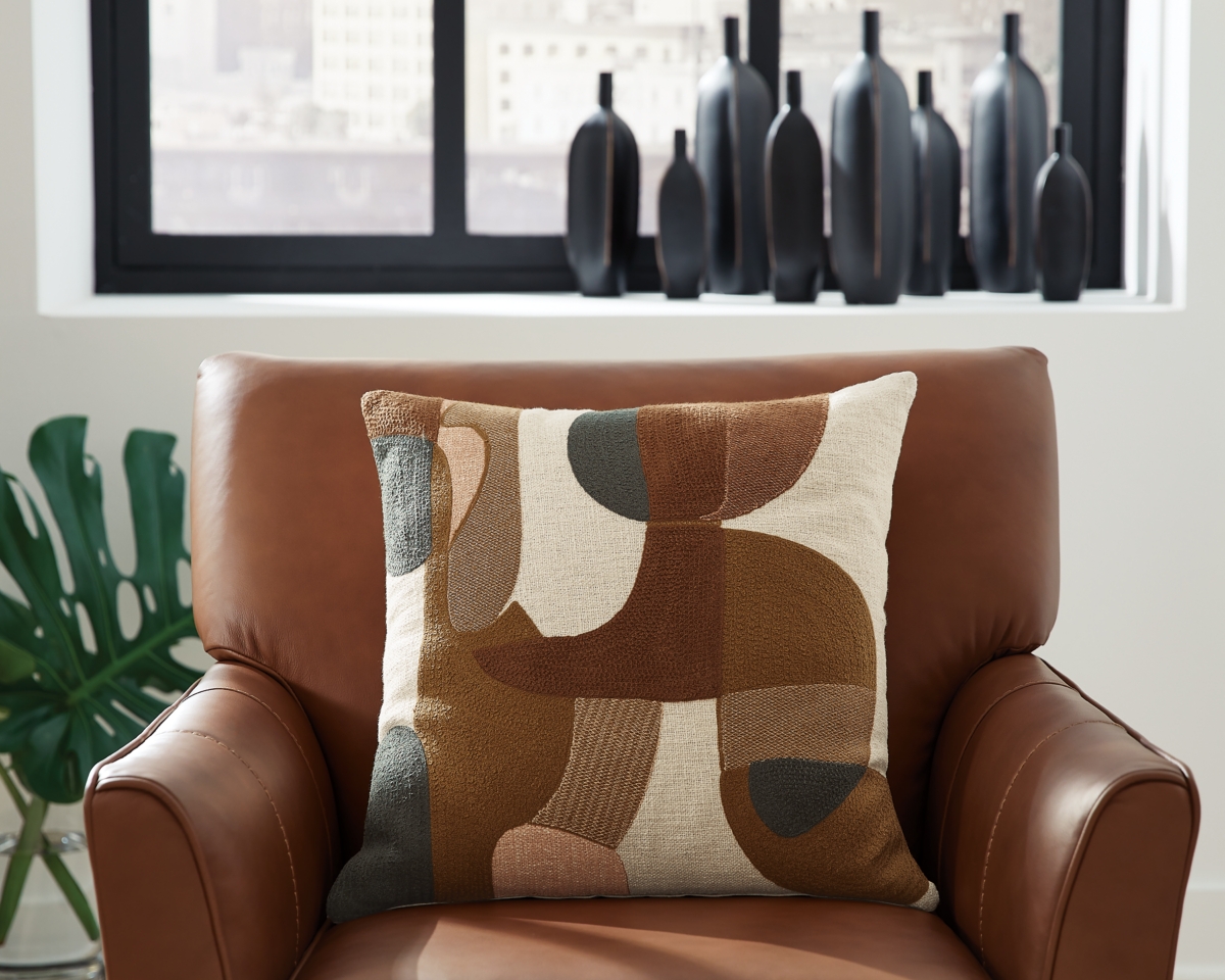 A1001155 Hallam Image