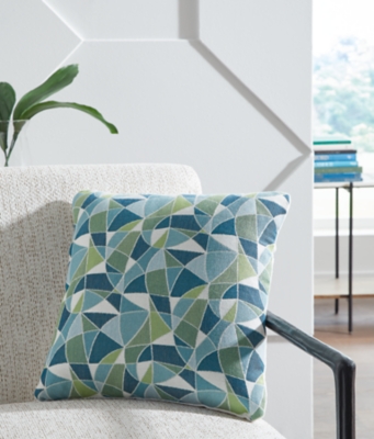 Seanow Next-Gen Nuvella Pillow, , rollover