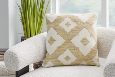 Brockner Next-Gen Nuvella Pillow, , rollover
