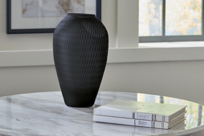 Etney Vase, Slate