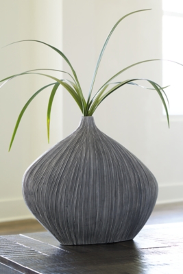 Donya Large Vase, Antique Black