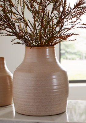 Millcott Vase, , rollover