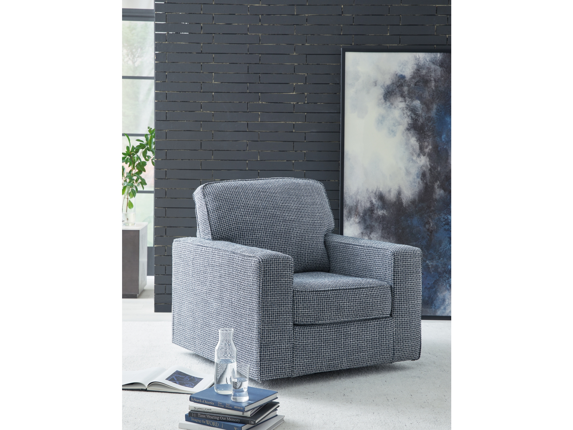 Image 1 of Olwenburg Swivel Accent Chair 2 colors 