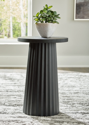 A4000603 Ceilby Accent Table, Black sku A4000603