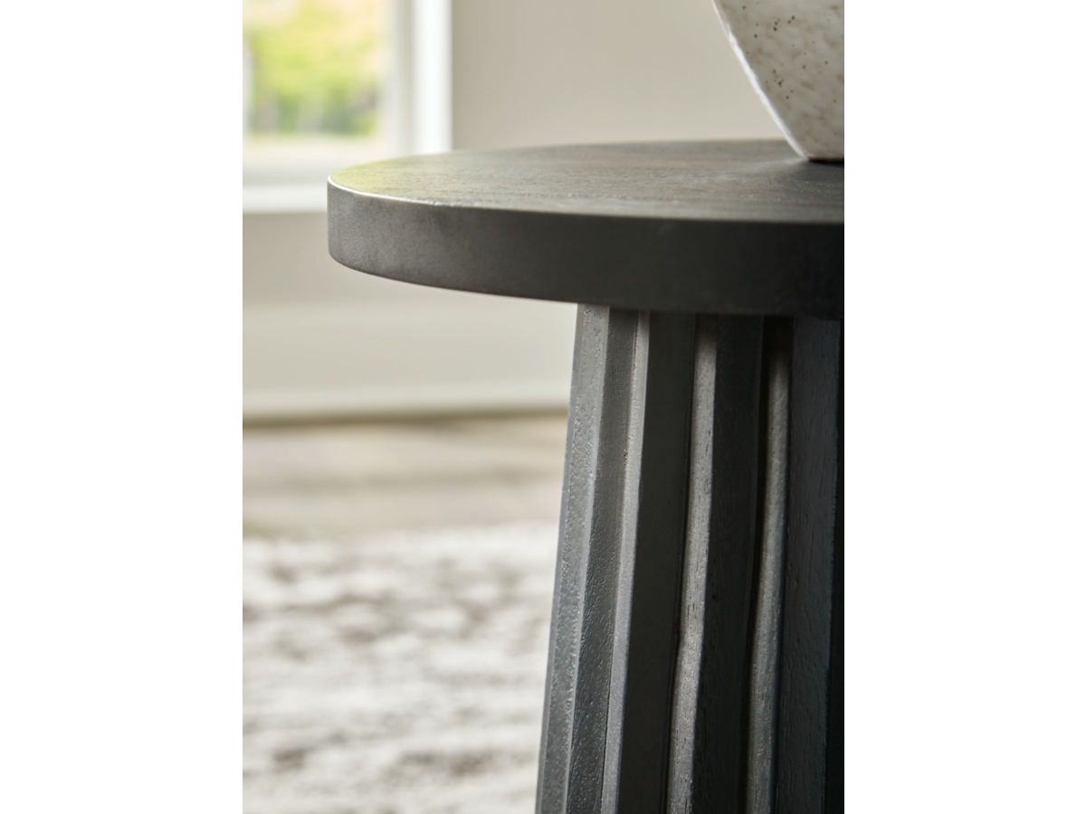 Ceilby Accent Table | Ashley