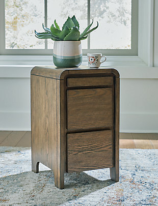Jensworth Accent Table, , rollover