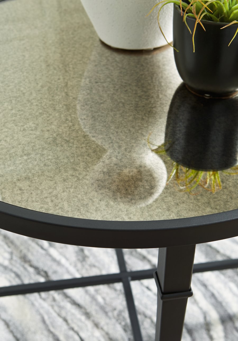 Cadeburg Accent Table - image 4