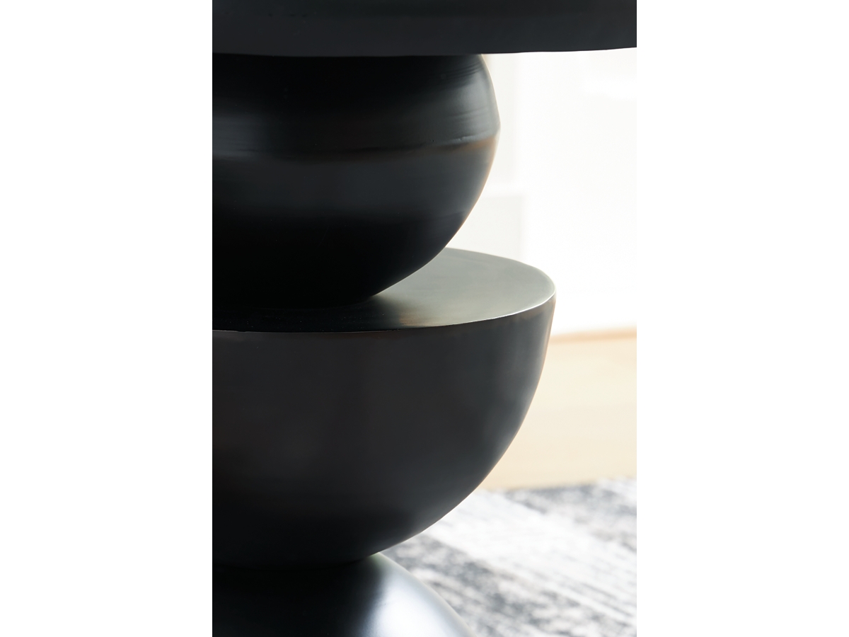 Kurtson Accent Table | Ashley