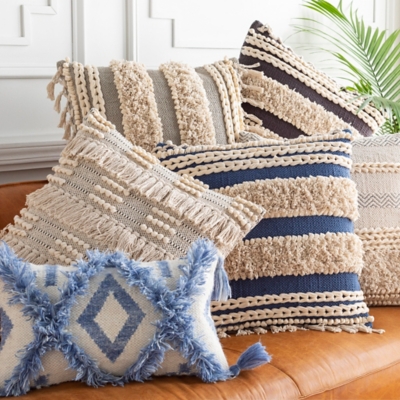 A600003725 Surya Ellie Throw Pillow, Navy/Cream sku A600003725