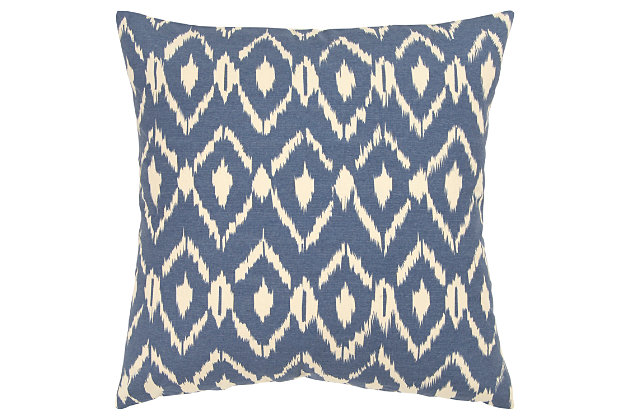 Rizzy Home’s decorative accent pillows are the easiest way to create your dream home. You will find everything from glamorous embroidered detailing to southwestern inspired havens that will add a global charm to your home. All a while seamlessly layering with other colors and prints. Rizzy Home’s one of a kind pillows are sure to change your ordinary space into your extraordinary home.Knife edge single color print pillow | Single color print pillow | Solid coordinating back