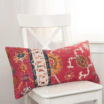 A600019546 Home Accents Antique Rug Pattern Throw Pillow, Red sku A600019546