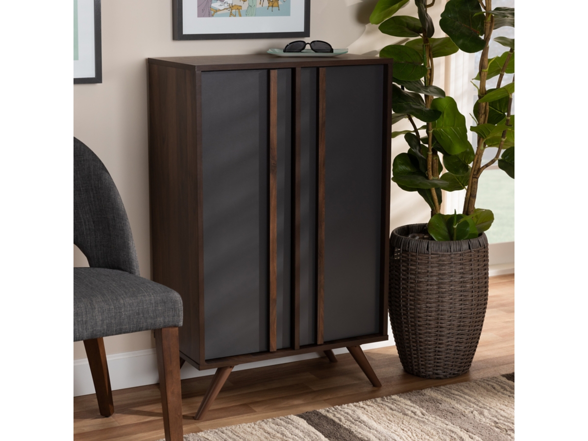 Naoki 2-Door Shoe Cabinet 15-Pair | Ashley