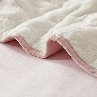 The Sleep Philosophy Velvet to Berber Weighted Blanket offers a soft and hefty comfort to keep you feeling comfortable all night. This blush weighted blanket features an ultra-soft plush face and a berber reverse, for a lush and cozy touch. The weight of the blanket distributes a light pressure all over your body, creating the feeling of being hugged to help reduce stress and anxiety. It also helps promote a deep and restful sleep throughout the night. This blanker is OEKO-TEX certified, meaning it does not contain any harmful substances or chemicals to ensure quality comfort and wellness.Imported | Ultra soft plush face and cozy berber reverse | Distributes light pressure all over your body | Helps to promote a deep and restful sleep throughout the night | Available in 10lb, 12lb and 15lb weights | Oeko-tex certified, includes no harmful substances or chemicals (#15.hcn.61893)