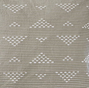 The Cario decorative pillow by INK+IVY is a chic, modern update to any room in your home. The taupe background provides the perfect base for off-white decorative embroidery that creates a geometric design. This decorative square pillow coordinates with the INK+IVY Bedding Collection.
Taupe cover made of 200-thread count cotton  | Soft polyfill insert | Off-white embroidered geometric design   | Imported | Spot clean